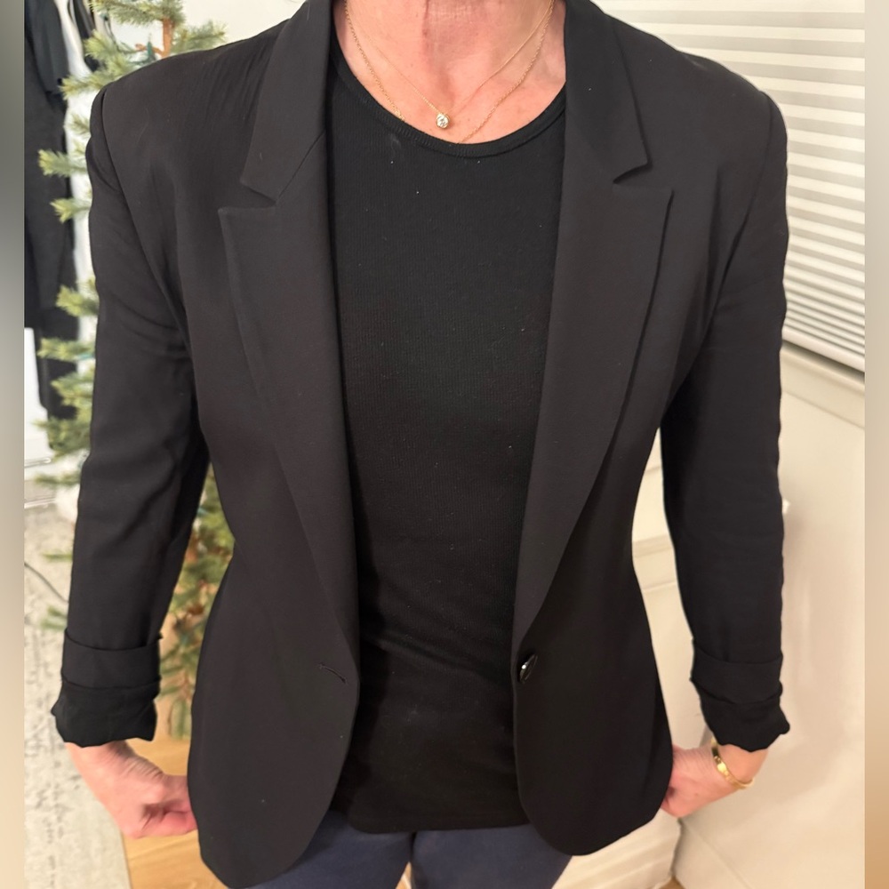 Theyskens’ theory black blazer size 4